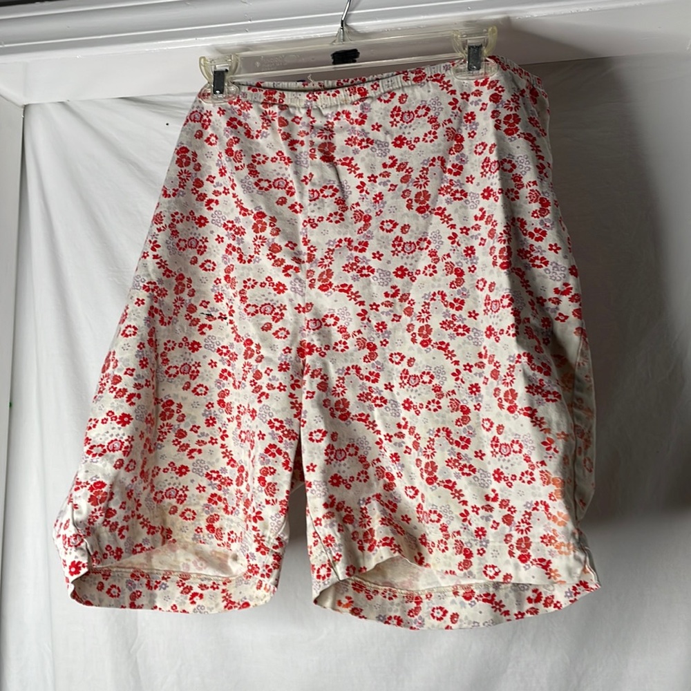 Just my size stretch floral red purple 22W/24W AS IS DISCOLORATION AND STAINS